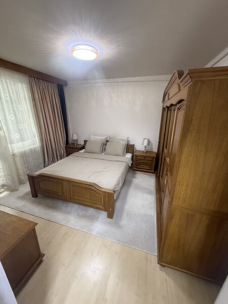 Berceni, 3 camere, decomandat, mobilat, utilat.